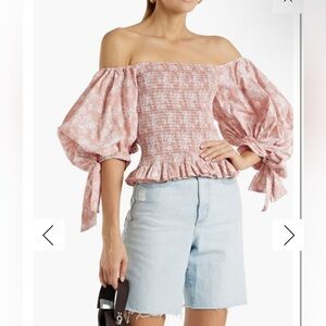 NWT Balloon sleeve top